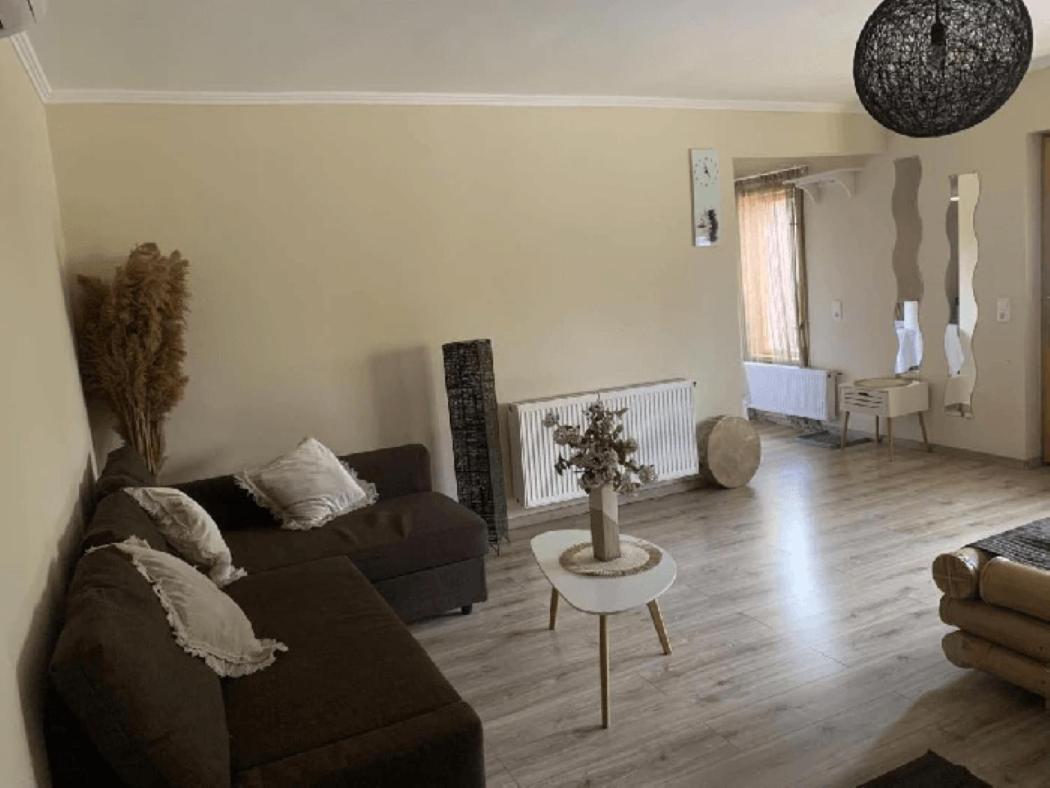 Pava Panzio Bed & Breakfast Soltvadkert Exterior photo